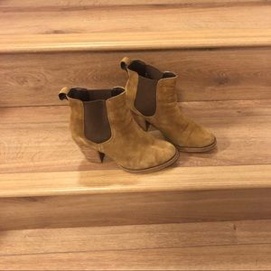 women size 5 KATE ankle booties (suede-like)